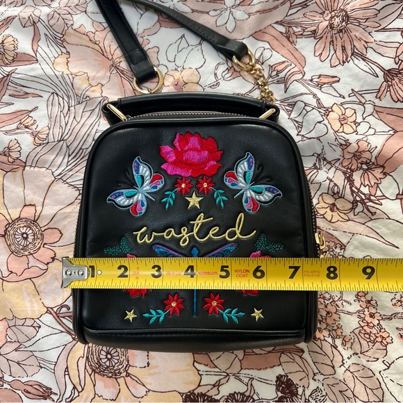 Skinnydip London Small ‘Wasted’ Floral Crossbody Bag - Picture 10 of 10